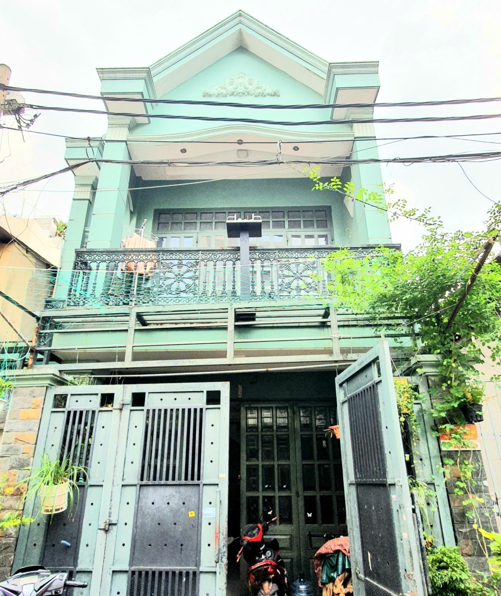 Bán Nhà Dương Quảng Hàm Gò Vấp 100m2 Giá 6 Tỷ 7 Hẻm Xe Hơi Ngang 5m.