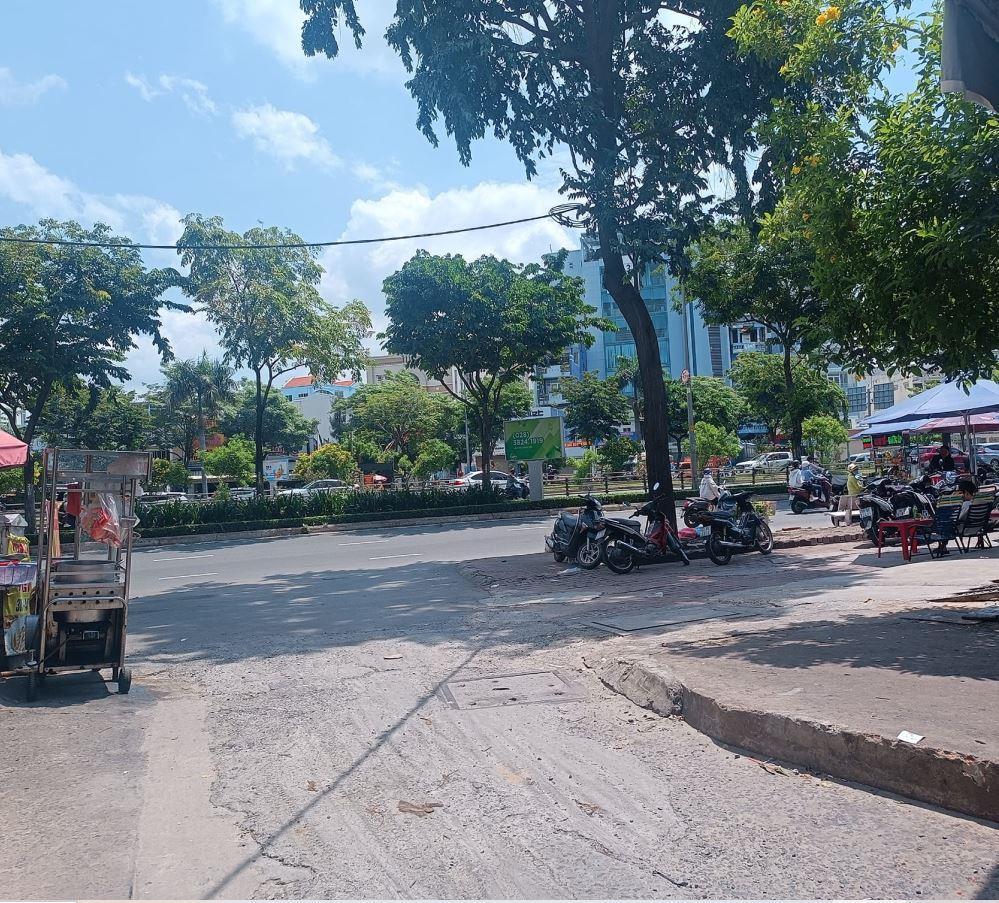 Nhà bán 2MT,2tầng,33M2,HXH,Điện biên phủ,bình thạnh,giá:3,xt.