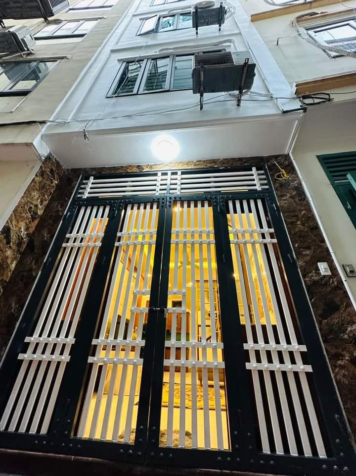 NHÀ MỚI ĐẸP 5 TẦNG DT:32M2 - 3 P NGỦ MỸ ĐÌNH - DƯỚI 4 TỶ - NGÕ RỘNG GẦN PHỐ 2 THOÁNG VĨNH VIỄN - THIẾT KẾ HIỆN ĐẠI FULL.