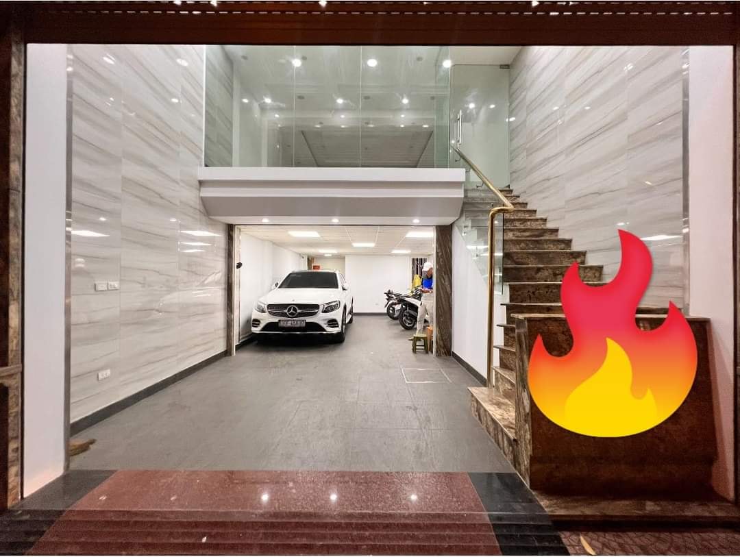 Bán Nhà MẶT PHỐ Hai Bà Trưng, Kinh Doanh, Vỉa hè, 60m2x5T, 11.9 tỷ TL.