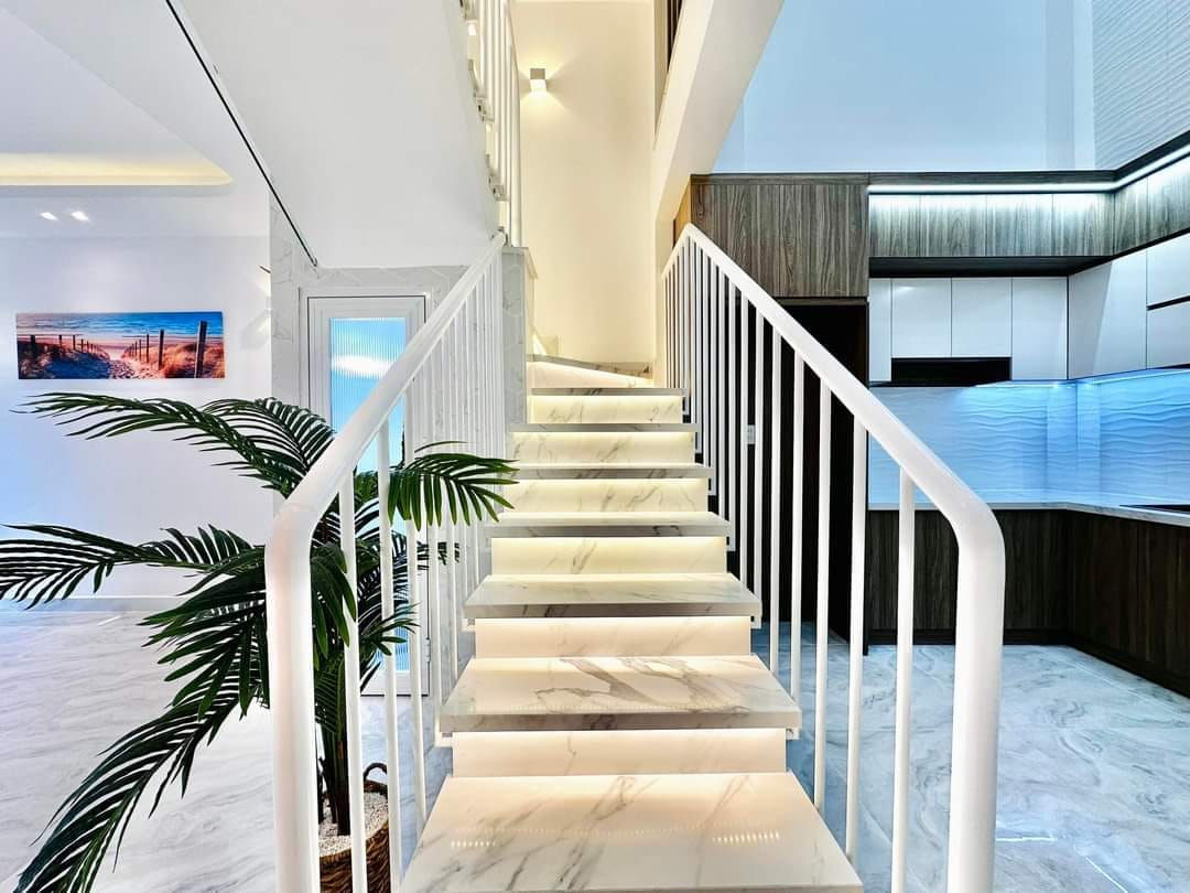 Bán Nhà Nguyễn Thái Sơn Gò Vấp 4 Tầng 4 Phòng Ngủ Mới Đẹp 5 Tỷ 9.