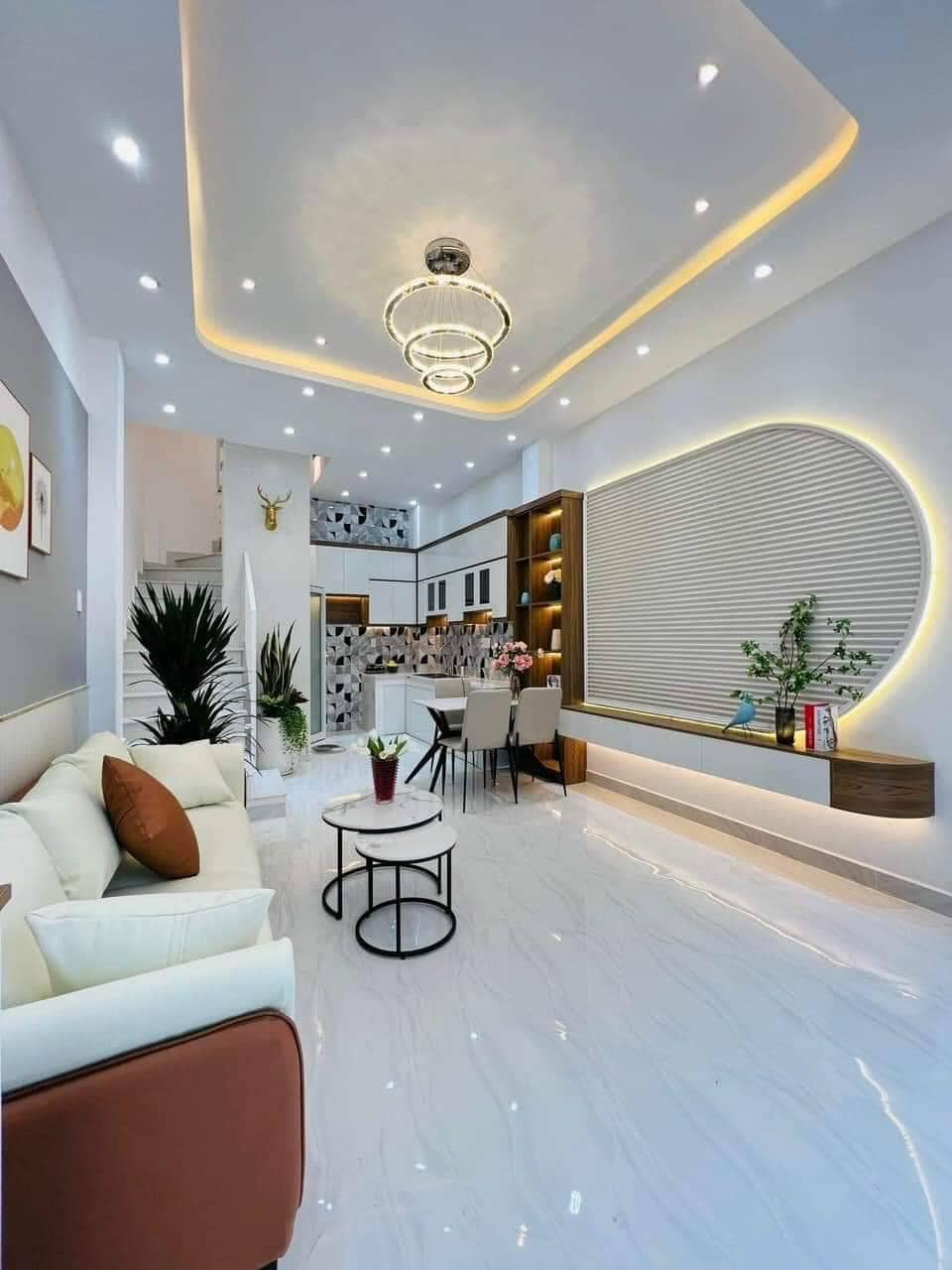 Phố Xã Đàn, Đống Đa. Ngõ thông - Kinh Doanh - DT 35m x 5 Tầng x Giá 3.55 tỷ.