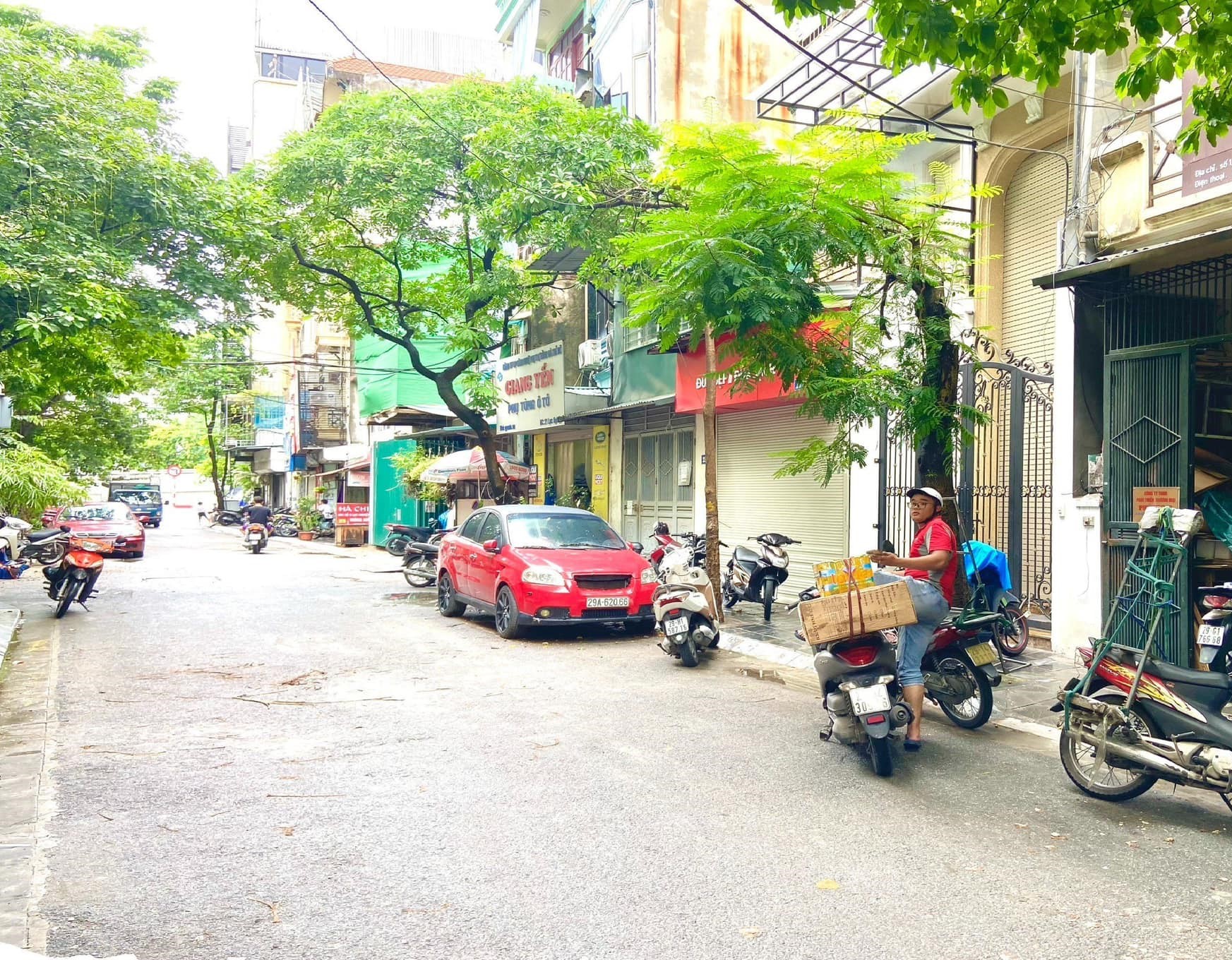 BÁN NHÀ MẶT PHỐ LẠC NGHIỆP 31M2 4 TẦNG – MT 4.6M – VỈA HÈ KINH DOANH SẦM UẤT – GIÁ 8.5 TỶ.