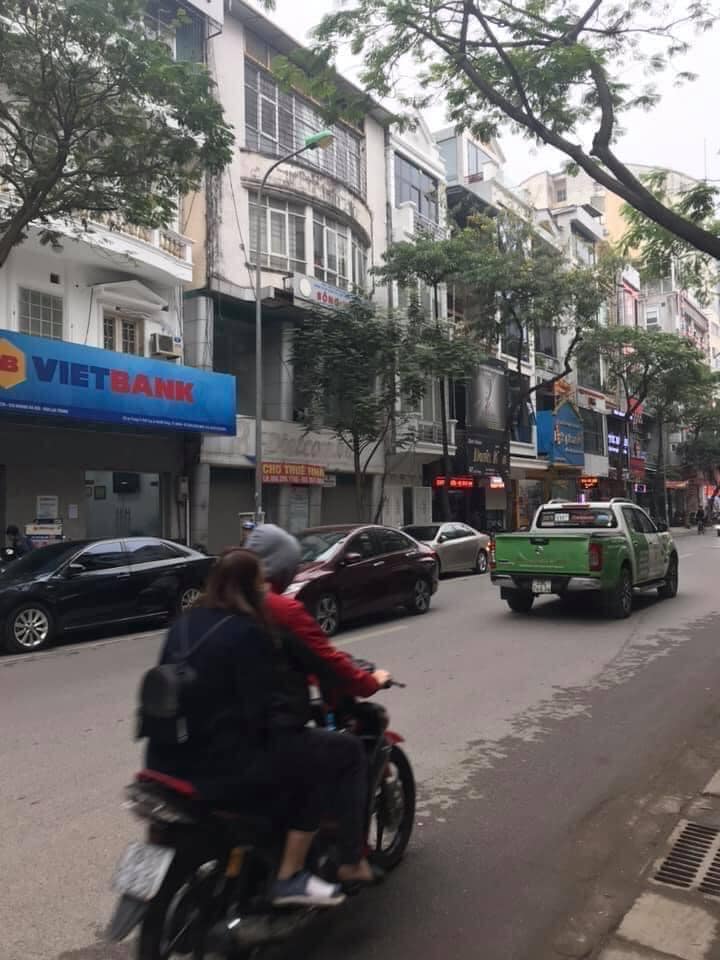 BÁN NHÀ MẶT PHỐ LẠC TRUNG 39M2 3 TẦNG – MỘT PHỐ 1 NGÕ – KINH DOANH SẦM UẤT – GIÁ 7.5 TỶ.