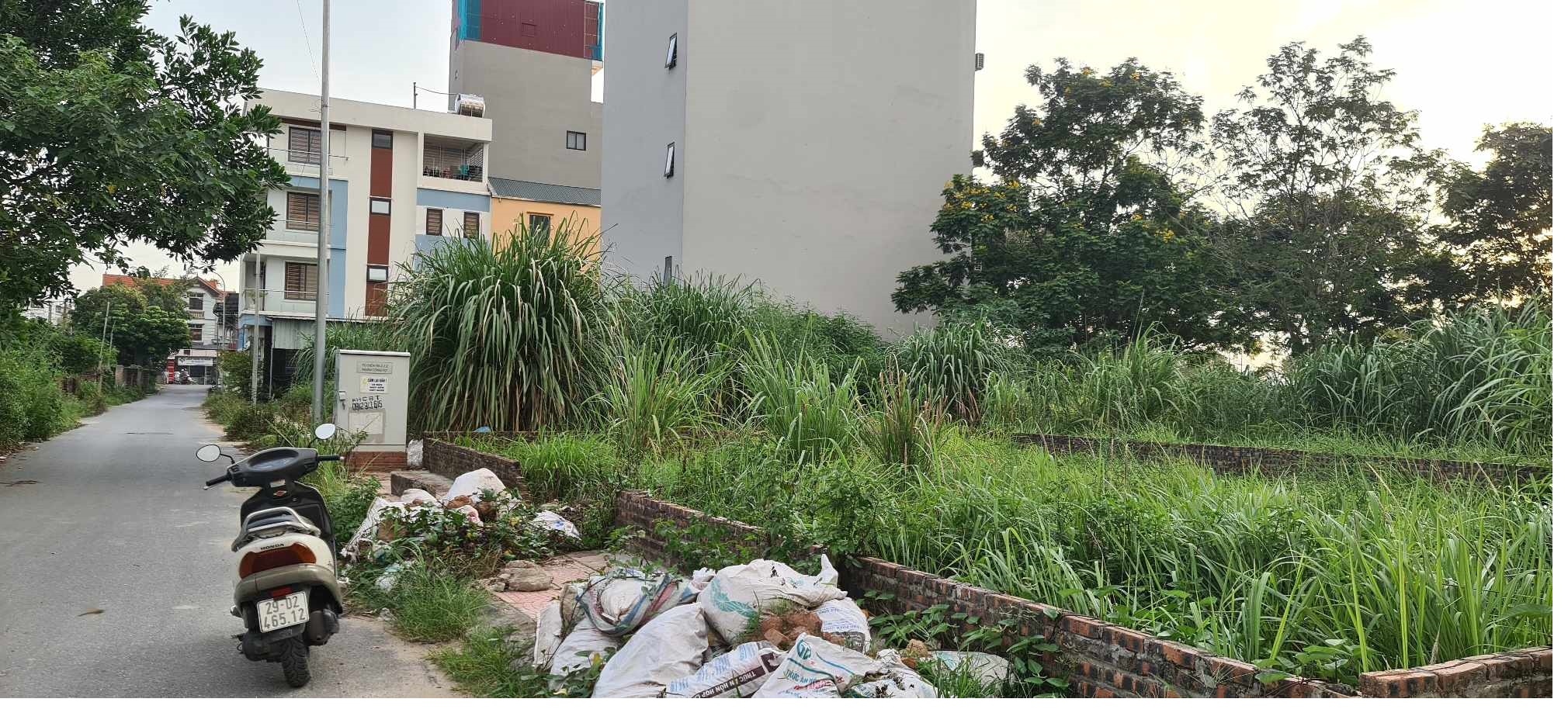 Bán đất Lai Xá Hoài Đức phân lô ô tô 80m chỉ 6 tỷ..