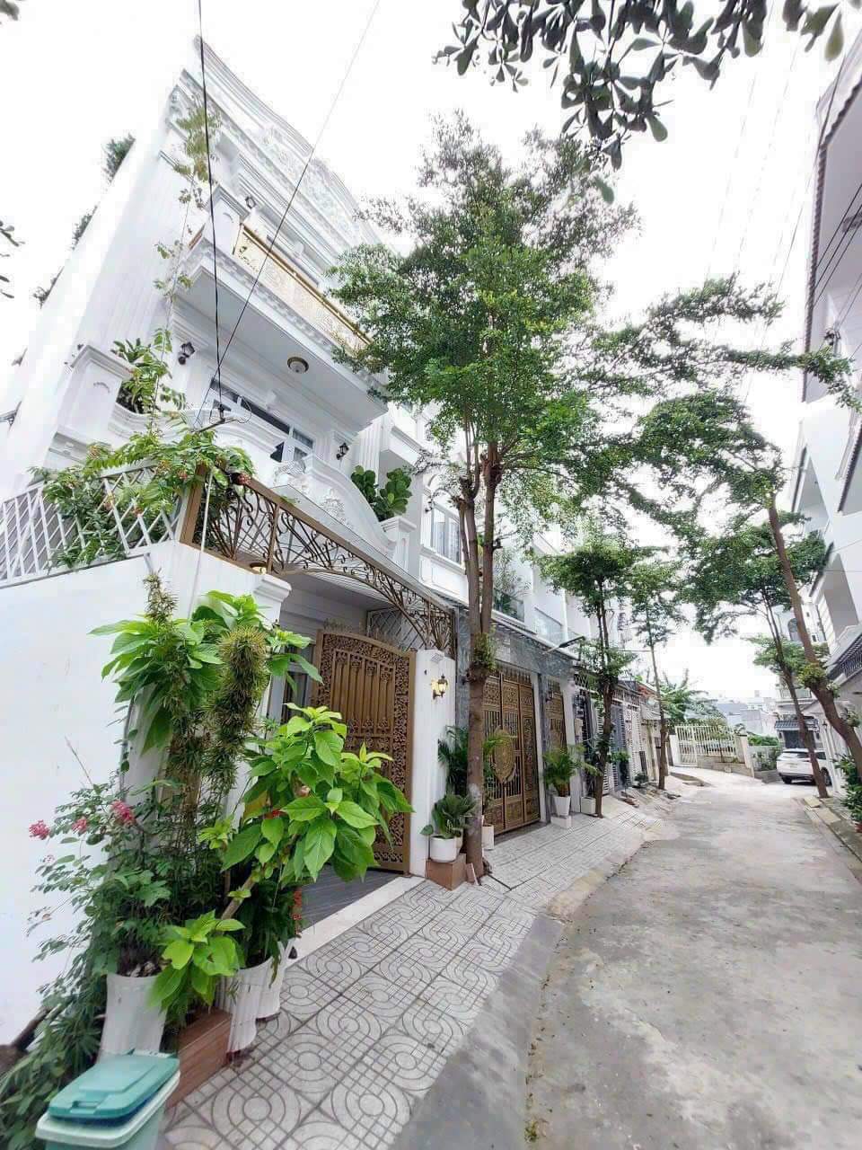 Huỳnh Tấn Phát 80m2, 4 tầng, 5.5x14m, Gía 6.8 tỷ Phú Xuân Huyện Nhà Bè.