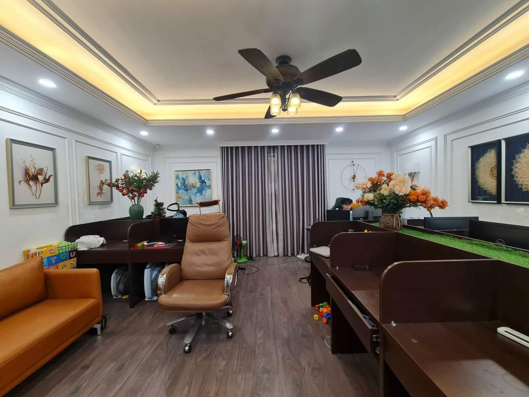 80m2