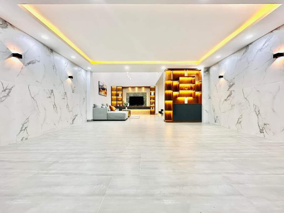 Bán Nhà Nguyễn Duy Cung Gò Vấp Hẻm 5m 5 Tầng Mới Đẹp Giá 8 Tỷ 3.