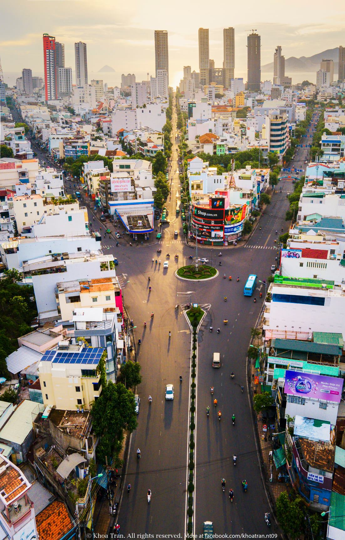 Bán đất tặng nhà góc 2 mặt đường 23/10 Mã vòng.