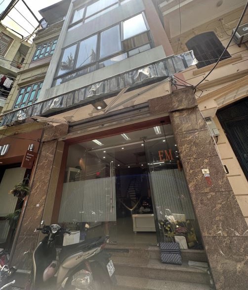 Cực hiếm nhà đẹp ở ngay Trần Khát Chân- Kinh doanh gần phố, 54m2x5T, Mặt tiền5m giá 13.2tỷ.