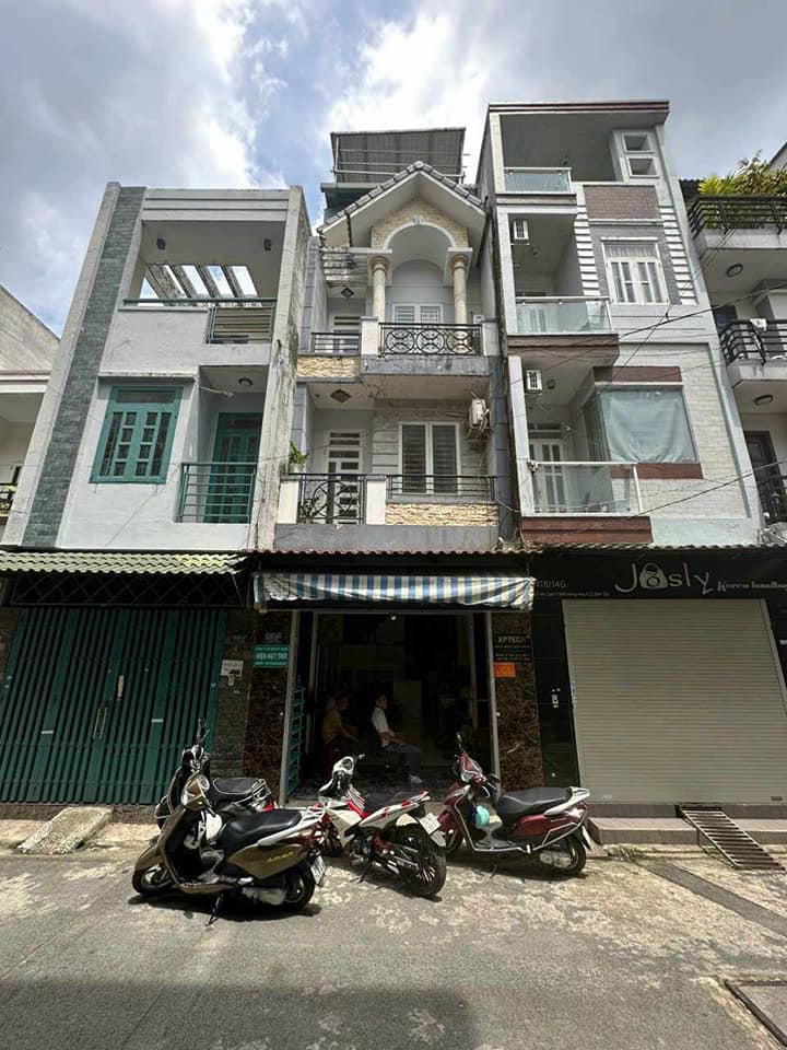 Bán nhà mặt phố XUÂN ĐỈNH – OTÔ – KINH DOANH gần ủy ban phường 62M 7.9 TỶ.