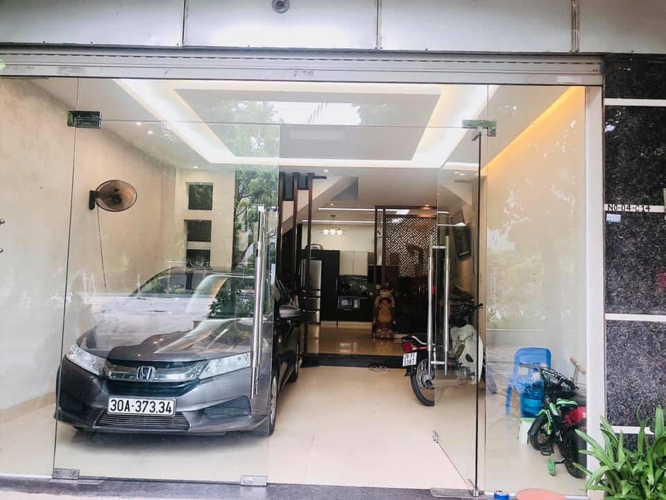 Chính chủ nhờ bán nhà khu tái định cư Phố Trạm, Cổ Linh, Long Biên. DT85m, 5T, MT5m, Giá 15 tỷ.