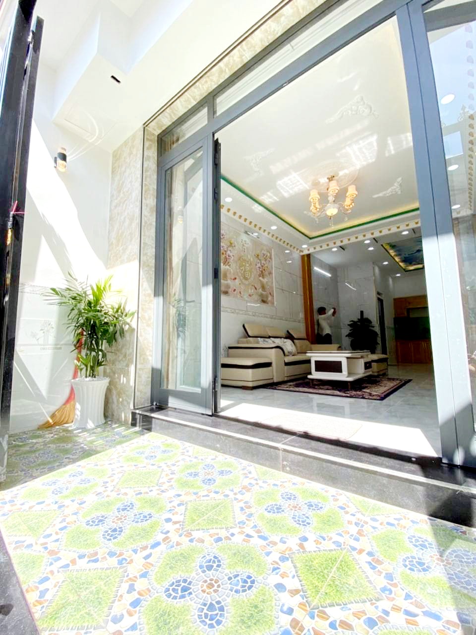 ĐƯỜNG ĐẸP, NHÀ ĐẸP, SỔ ĐẸP, GIÁ ĐẸP 4TỶ950, CHỦ NGỘP, Q7.