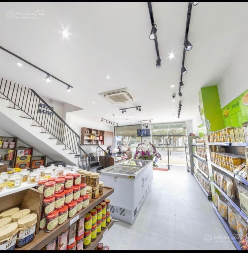 Cho thuê nhà đường Nguyễn Văn Thoại ngang 6m khu du lịch biển Mỹ Khê Đà Nẵng.