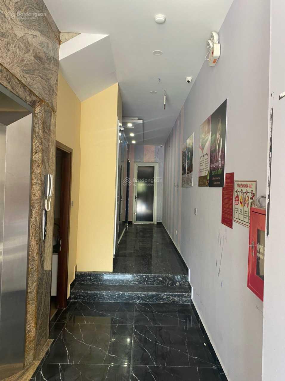 100m2