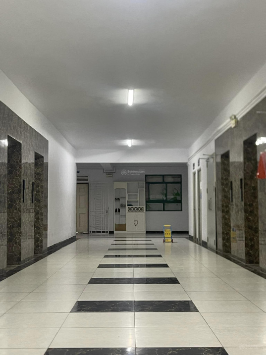 Bán căn hộ chung cư 5A, Lê Đức Thọ, 52m2, 2PN 2VS, 1.95 tỷ (có thương lượng).