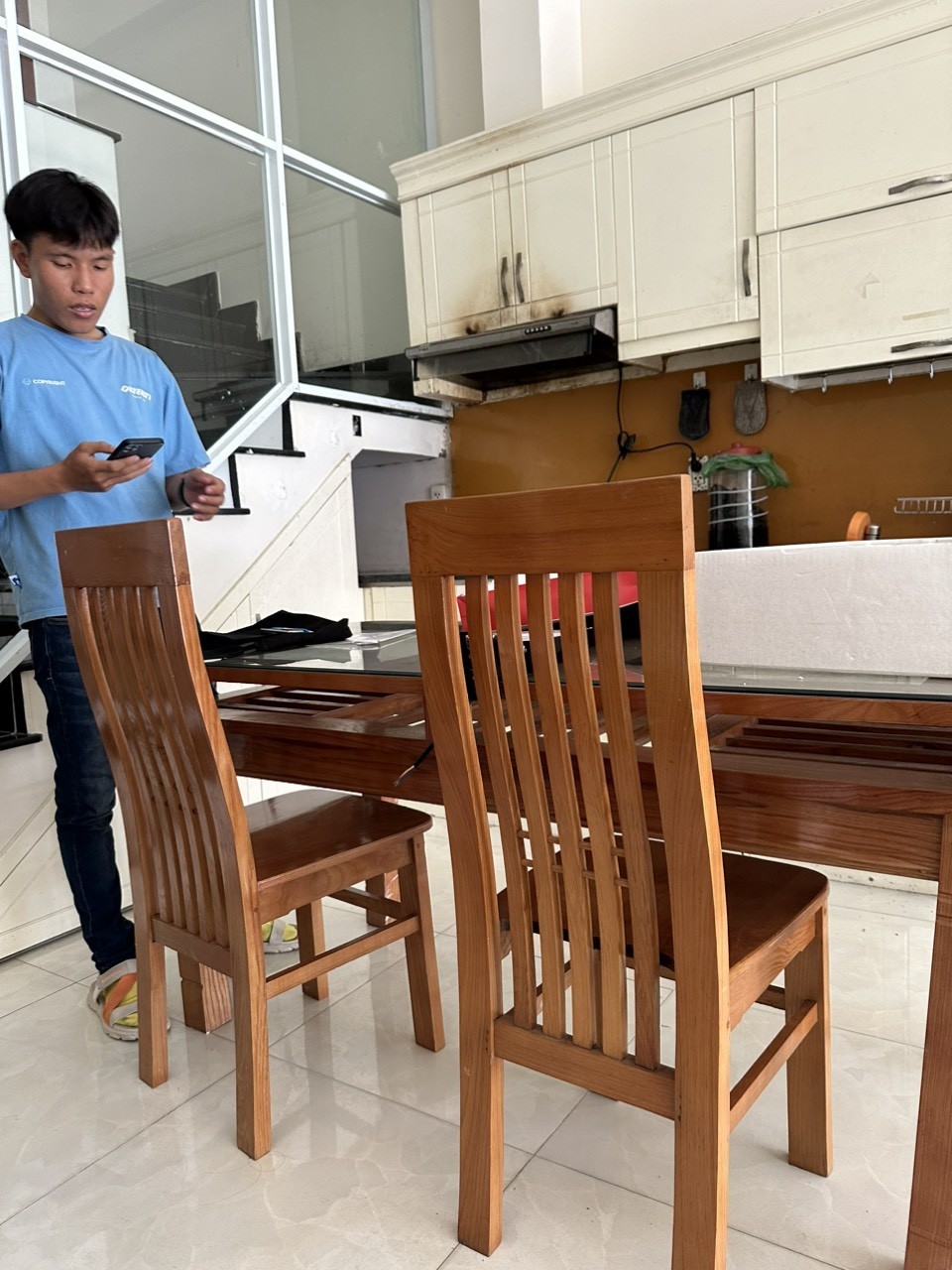 Bán nhà Thạnh Lộc 37 Quận 12 ngay ngã Tư Ga-72m2- 4PN-hẻm xe hơi 5m giá 4 tỷ nhỉnh.