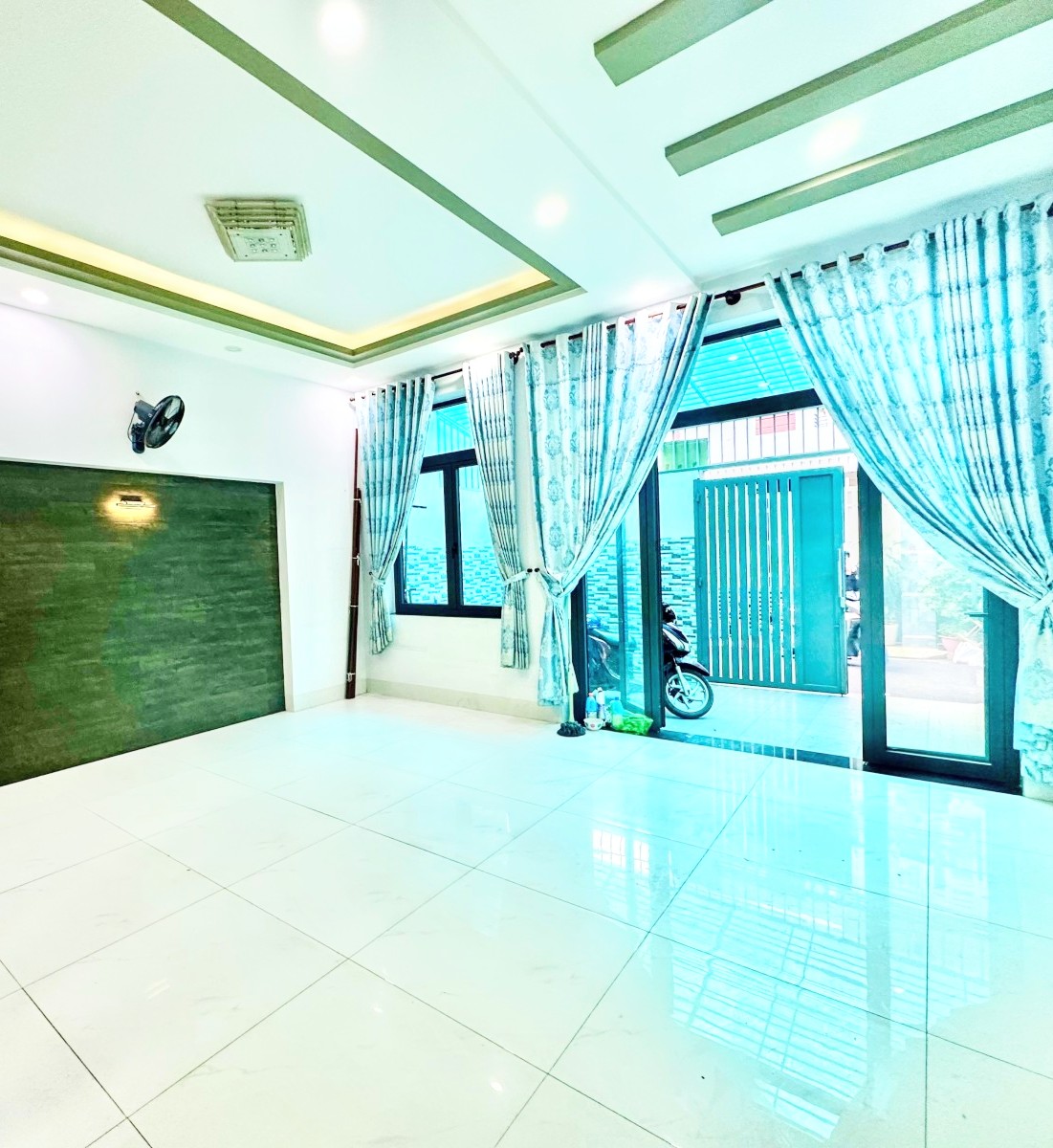 LŨY BÁN BÍCH, TÂN PHÚ, NGANG KHỦNG HƠN 6M, 2 TẦNG, HXH, NGAY ĐẦM SEN.