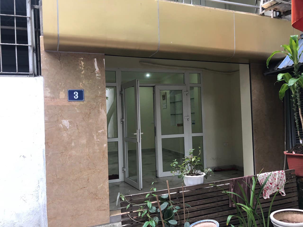 Bán nhà Tam Trinh 40 m2 chỉ nhỉnh 3 tỷ, rất phù hợp với gia đình nhỏ.