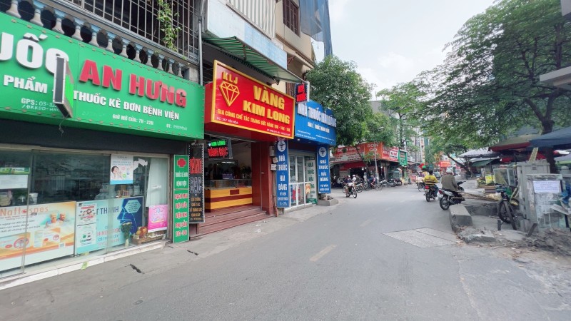 Bán nhà mặt phố Yên Hòa, Cầu Giấy. KD đa dạng: 57m2, 2T, MT 5.9m, 12 tỷ.