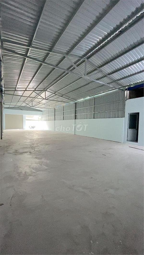 Bán nhà Xưởng 750m ngay Trần Văn Mười, Chợ Đại Hải, XTT, nhỉnh 20tr.m.