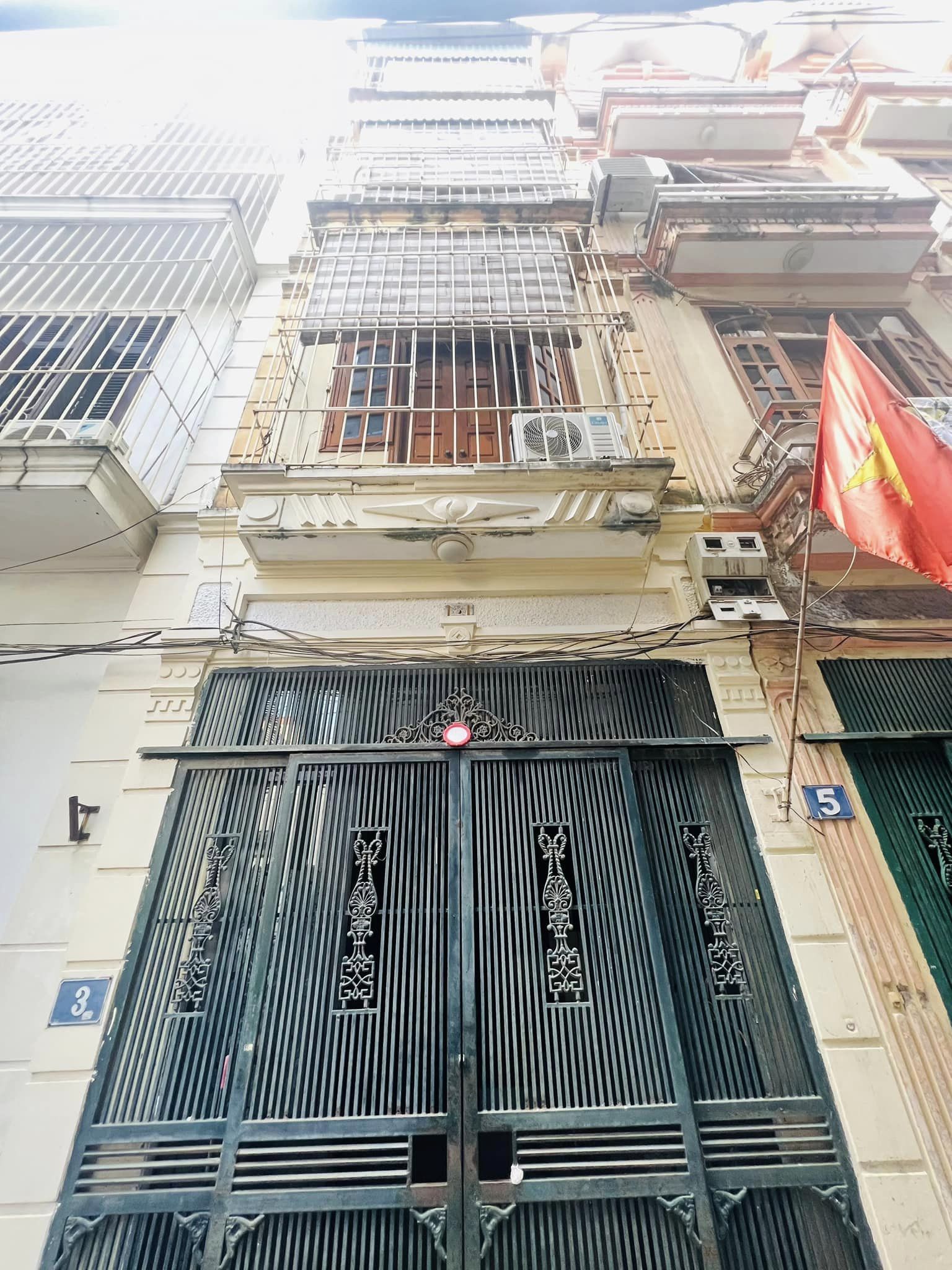 BÁN NHÀ KIM GIANG, SÁT KĐT ĐẠI KIM ÔTÔ ĐỖ CỬA 10M ÔTÔ TRÁNH 50M RA PHỐ.