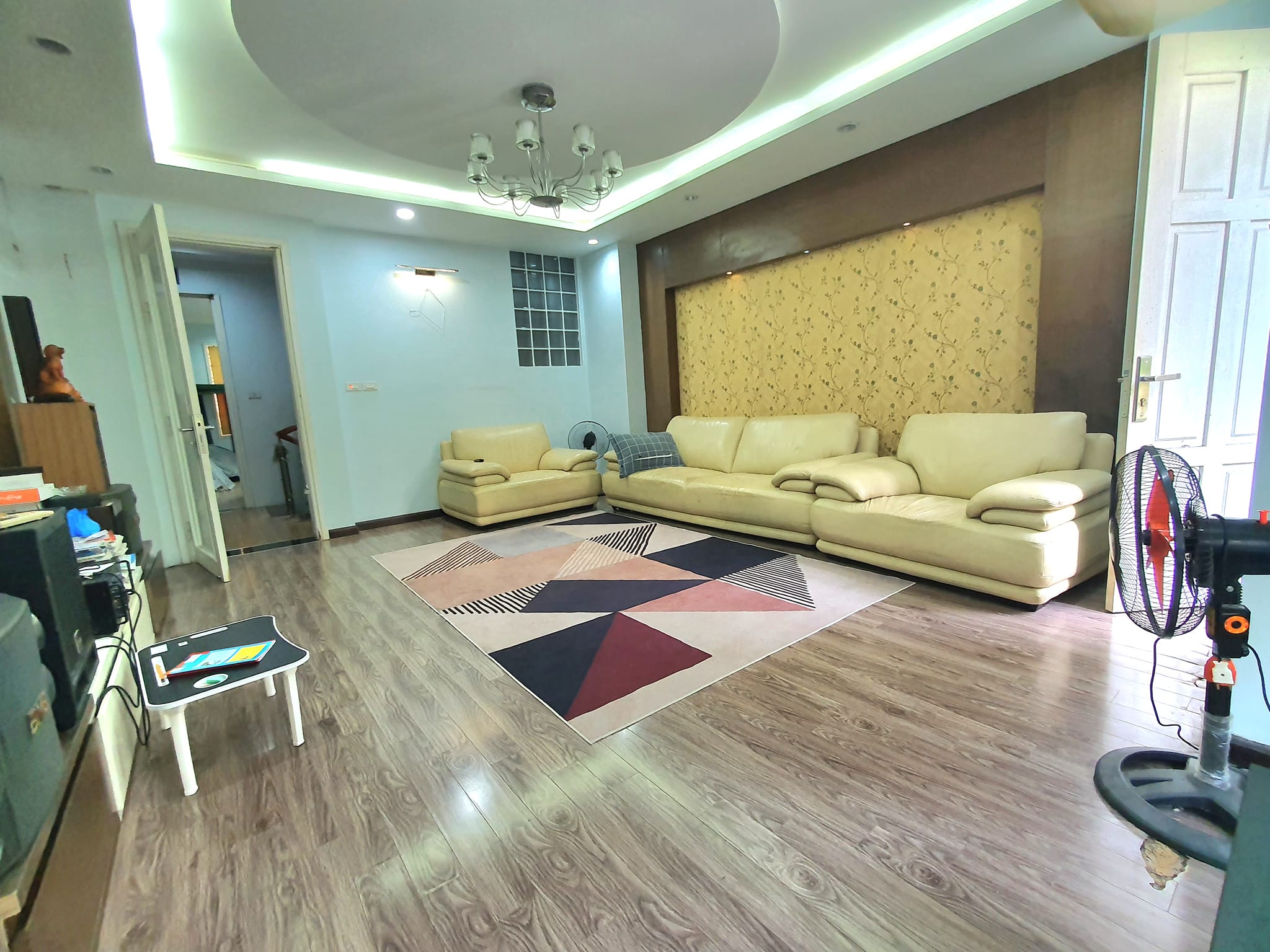 Bán Liền kề Khu đô thị Văn Khê 83m2, 4 tầng, giá 10.98 Tỷ.