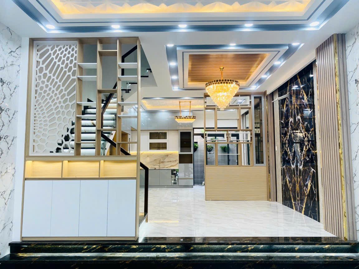 Bán nhà KDC Anh Tuấn, 4 tầng, full nội thất, giá 7.9 tỷ.