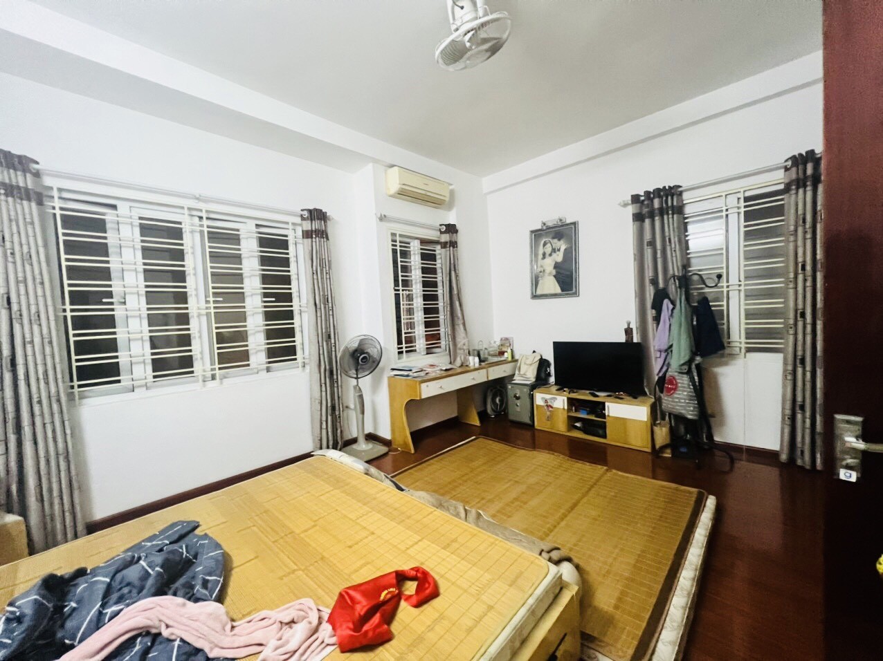 Bán gấp Nhà phố Tây Sơn gần ô tô DT 55m 5Tg MT 4,6 m hơn 6 tỷ.