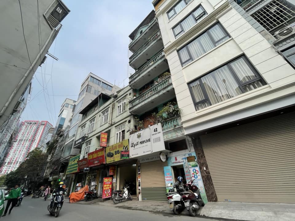 Bán Nhà Mặt Phố Trần Quốc Vượng Cầu Giấy 55m2, 7 Tầng, Mặt tiền 5m, Giá 19 tỷ TL.