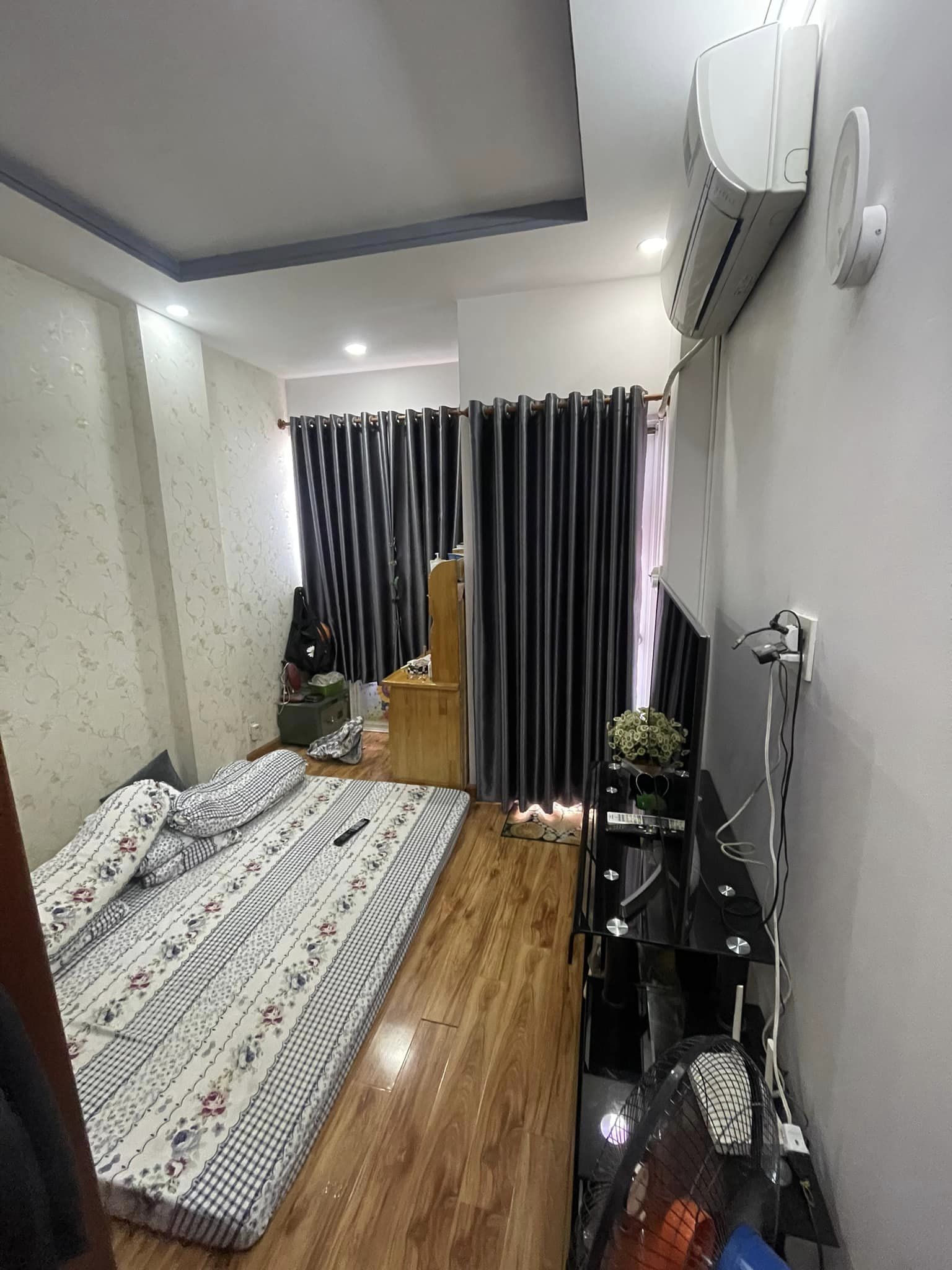 BÁN NHÀ MẶT TIỀN Âu Cơ, Tân Phú 2 tầng 60m2 (4x15). Kinh doanh đỉnh. Giá chỉ 12,3 tỷ..