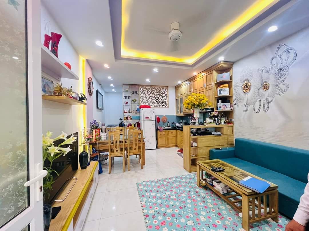 Nhà Khương Trung ngõ ba gác thông 30m 4 tầng mặt tiền 3m chỉ 2.9 tỷ.