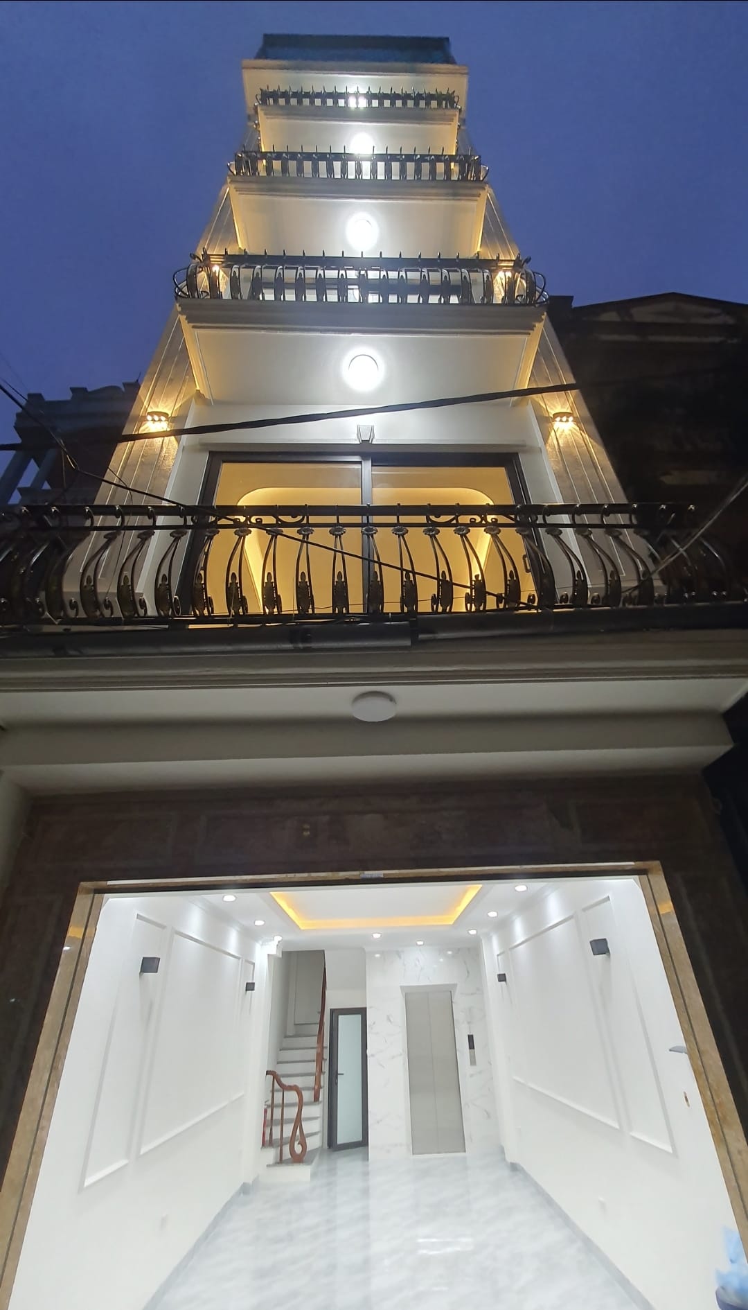 Bán nhà KĐT Đền Lừ, THANG MÁY - LÔ GÓC - OTO, 42,5m2 x 5T x 5.98 TỶ.