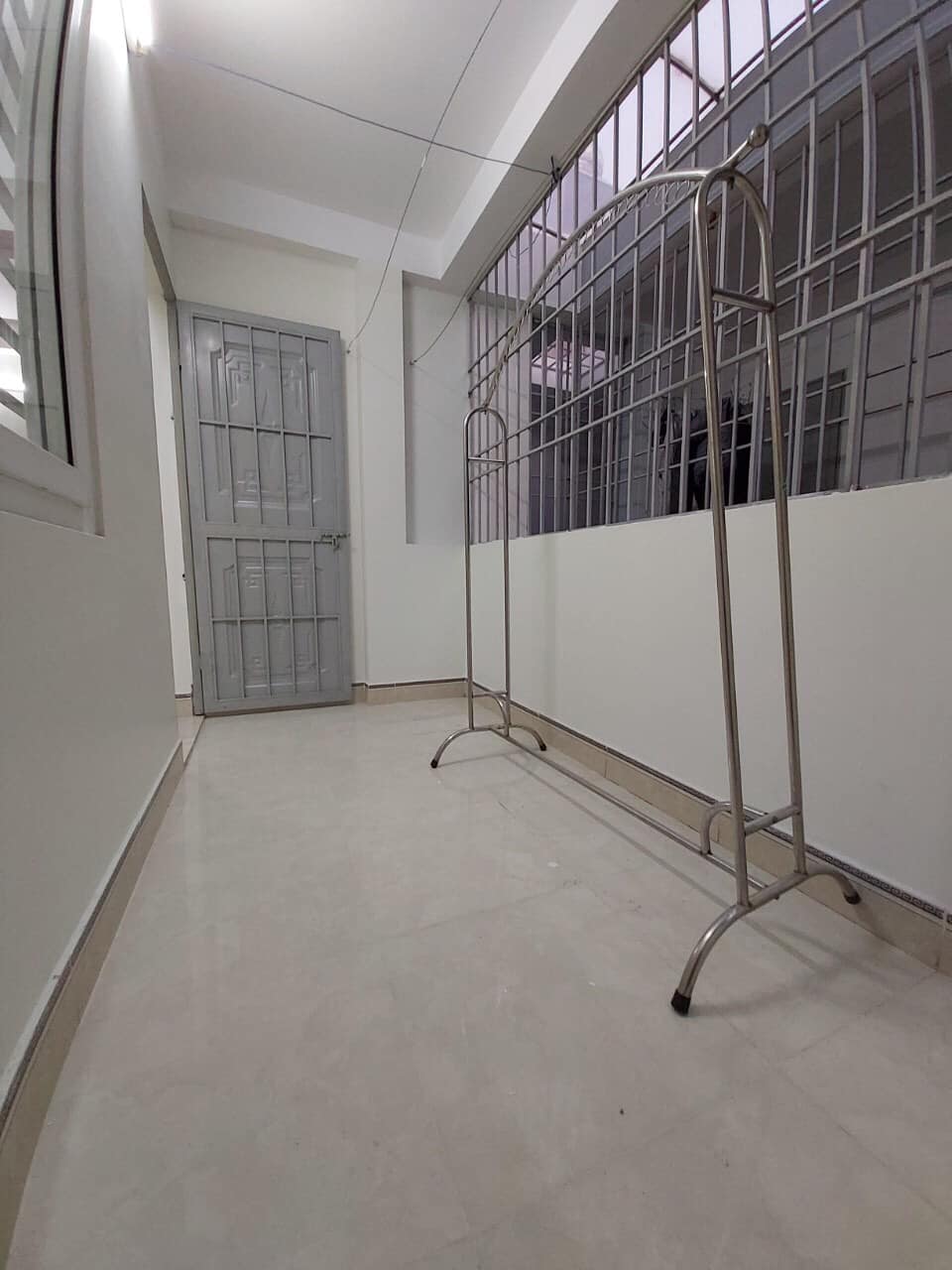 Gia chủ cần bán gấp nhà ngõ 68/34 Triều Khúc, 30m, ở luôn.