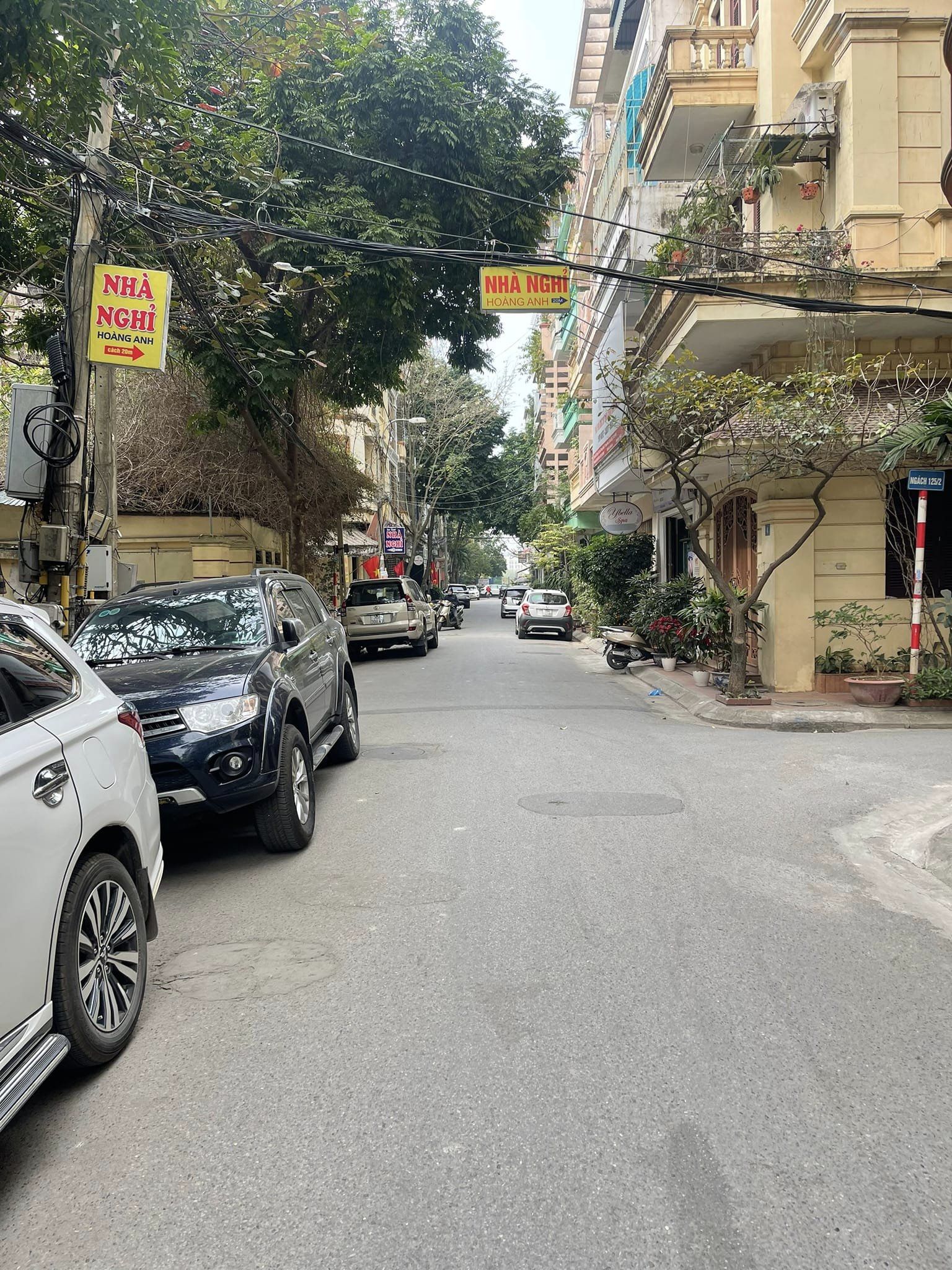 Siêu Hiếm, Bán nhà Trung Kính Cầu Giấy 55m2, 4 tầng phân lô vỉa hè Ô tô tránh.