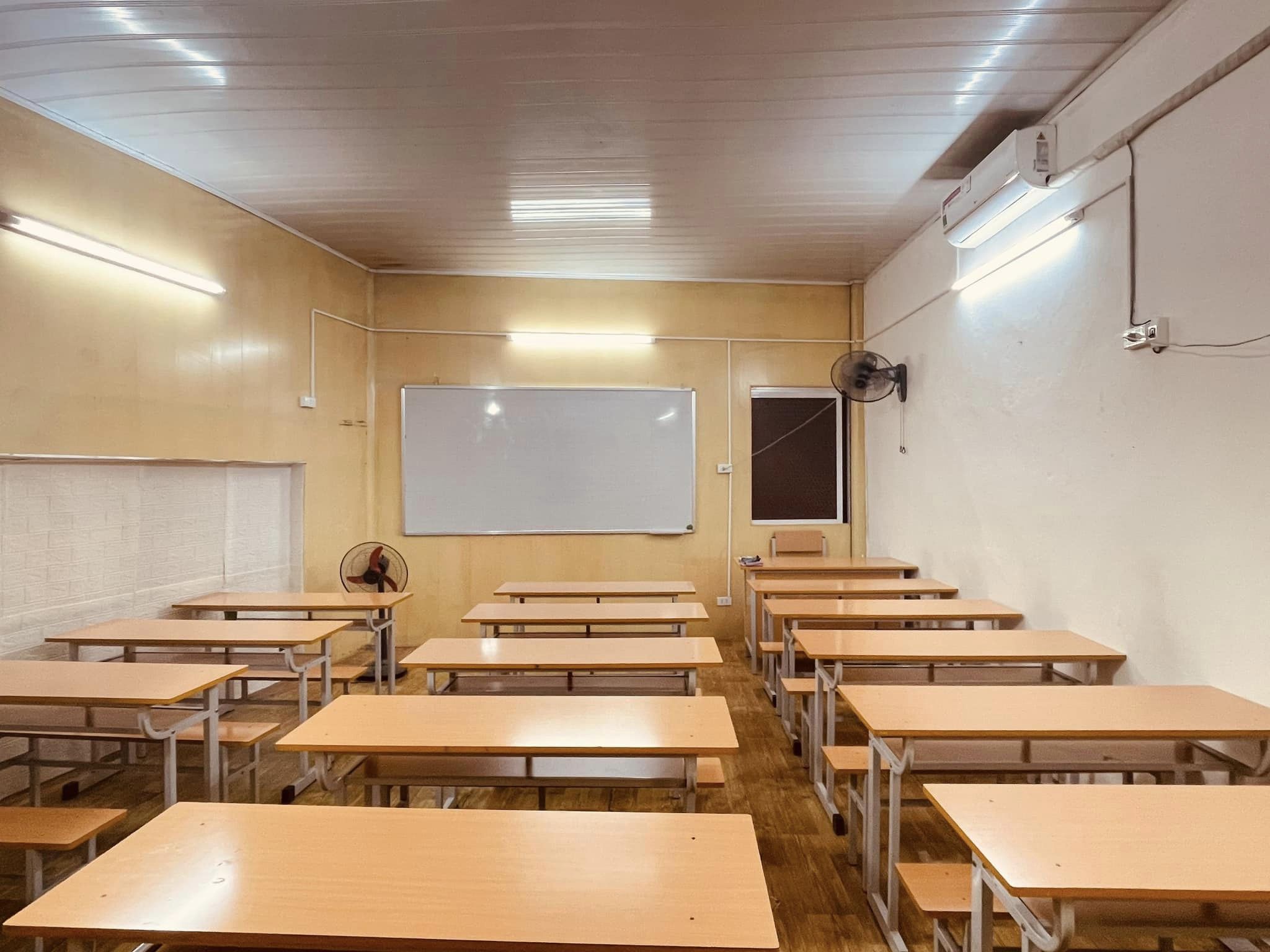 BÁN NHÀ MẶT PHỐ LÃNG YÊN 55M2 3 TẦNG – LÔ GÓC 3 THOÁNG - KINH DOANH SẦM UẤT – GIÁ 8.5 TỶ.