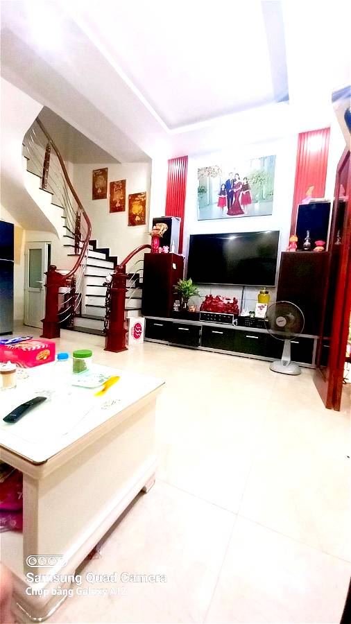 BÁN NHÀ 5 TẦNG TỰ XÂY CHẮC CHẮN, CÒN RẤT MỚI ,GẦN MẶT PHỐ ĐẠI TỪ ,GÂN BÁN ĐẢO LINH ĐÀM KHU VỰC ĐANG ĐÀ PHÁT TRIỂN.