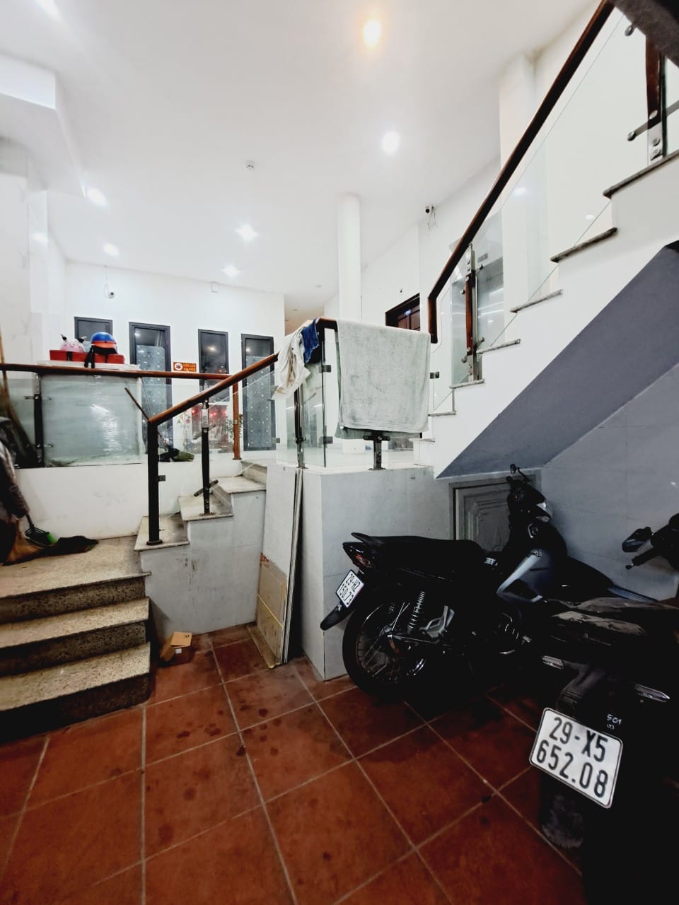 Nhà mặt phố Nguyễn Khoái, 28P, 200m2, 6T, MT5.2m, 35tỷ, 1 tỷ/N.