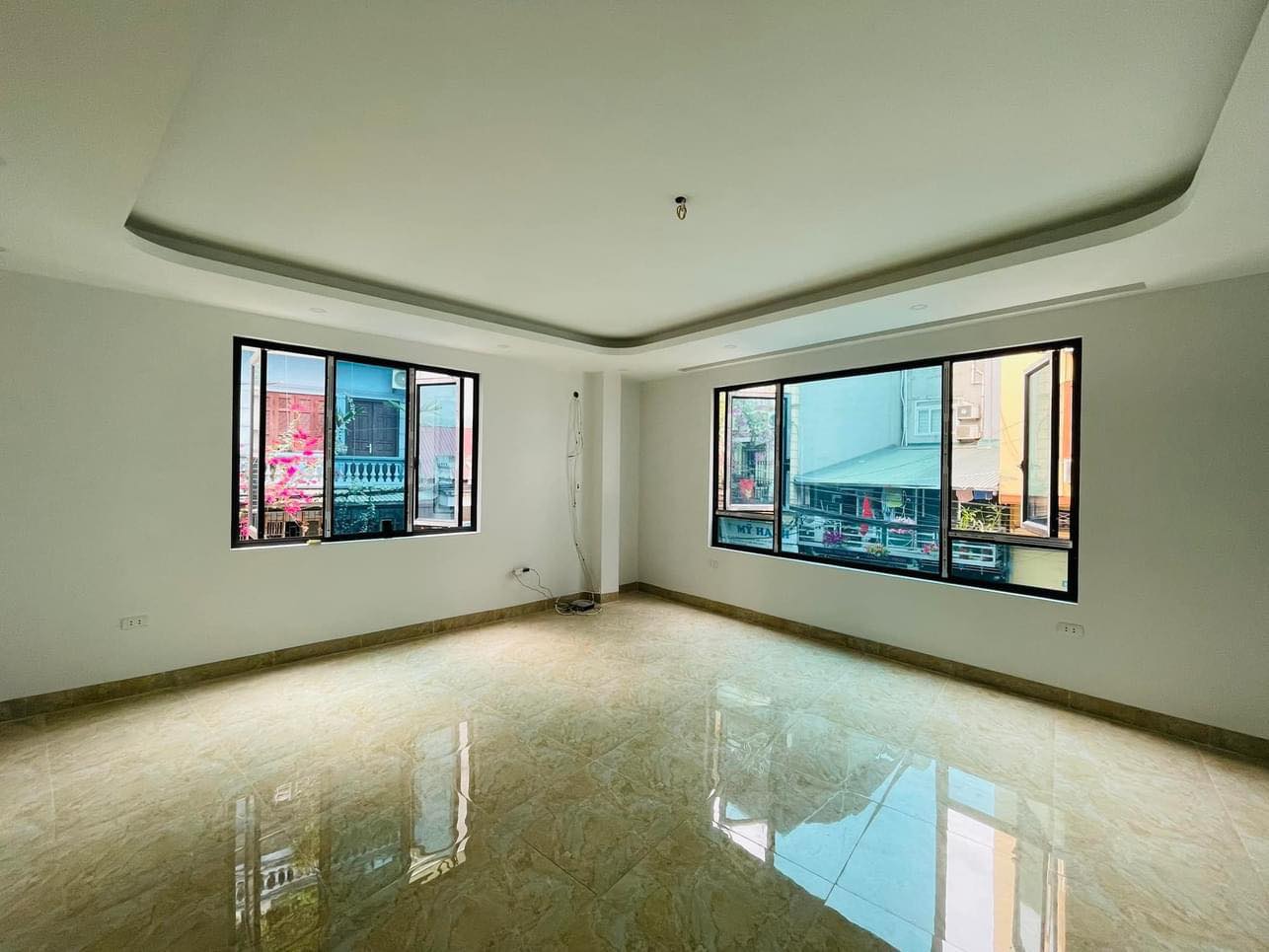 BÁN NHÀ MẶT ĐƯỜNG PHỐ HUẾ , QUẬN HAI BÀ TRƯNG, DIỆN TÍCH 60M, MẶT TIỀN 5M, 5 TẦNG, GIÁ CHỈ 25TỶ.