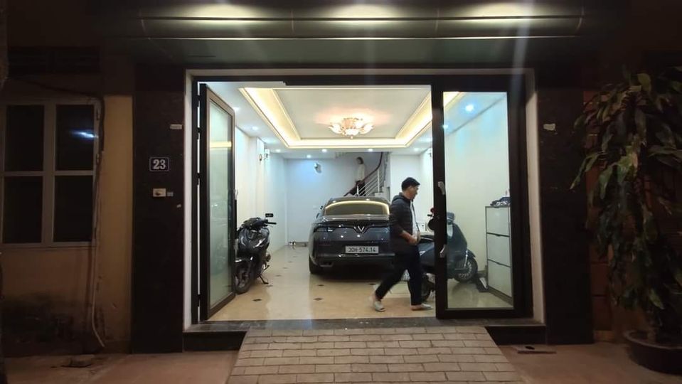 BÁN SIÊU PHẨM NHÀ PHÂN LÔ MỖ LAO - VỈA HÈ – KINH DOANH – KHU VỰC VIP HIẾM NHÀ BÁN - 3 Ô TRÁNH DỪNG ĐỖ NGÀY ĐÊM.