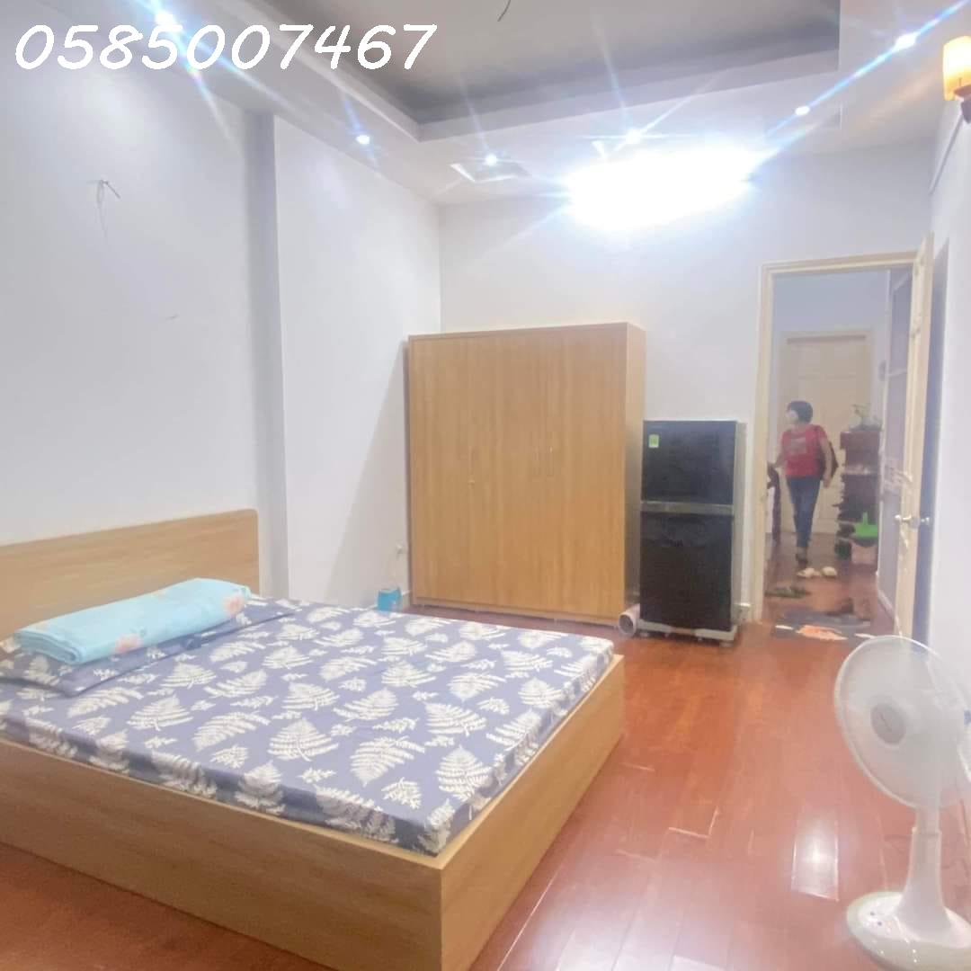 Bán nhà 3 tầng đẹp long lanh , mặt tiền rộng, ô tô tránh 10 m. đường sạch đẹp. giao thông thuận tiện. giá 2.85 tỷ.