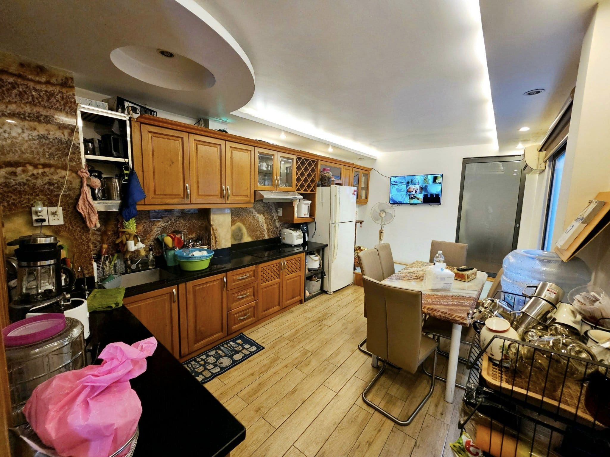 Căn góc hẻm Trần Khắc Chân, quận 1, 5 tầng, giá 7 tỷ nhỉnh.