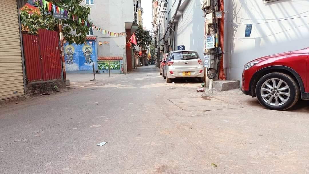 Siêu Phẩm, Bán nhà Lô góc Ô tô kinh doanh ở Mễ Trì Hạ, Từ Liêm 60m2 chỉ với 9 tỷ.