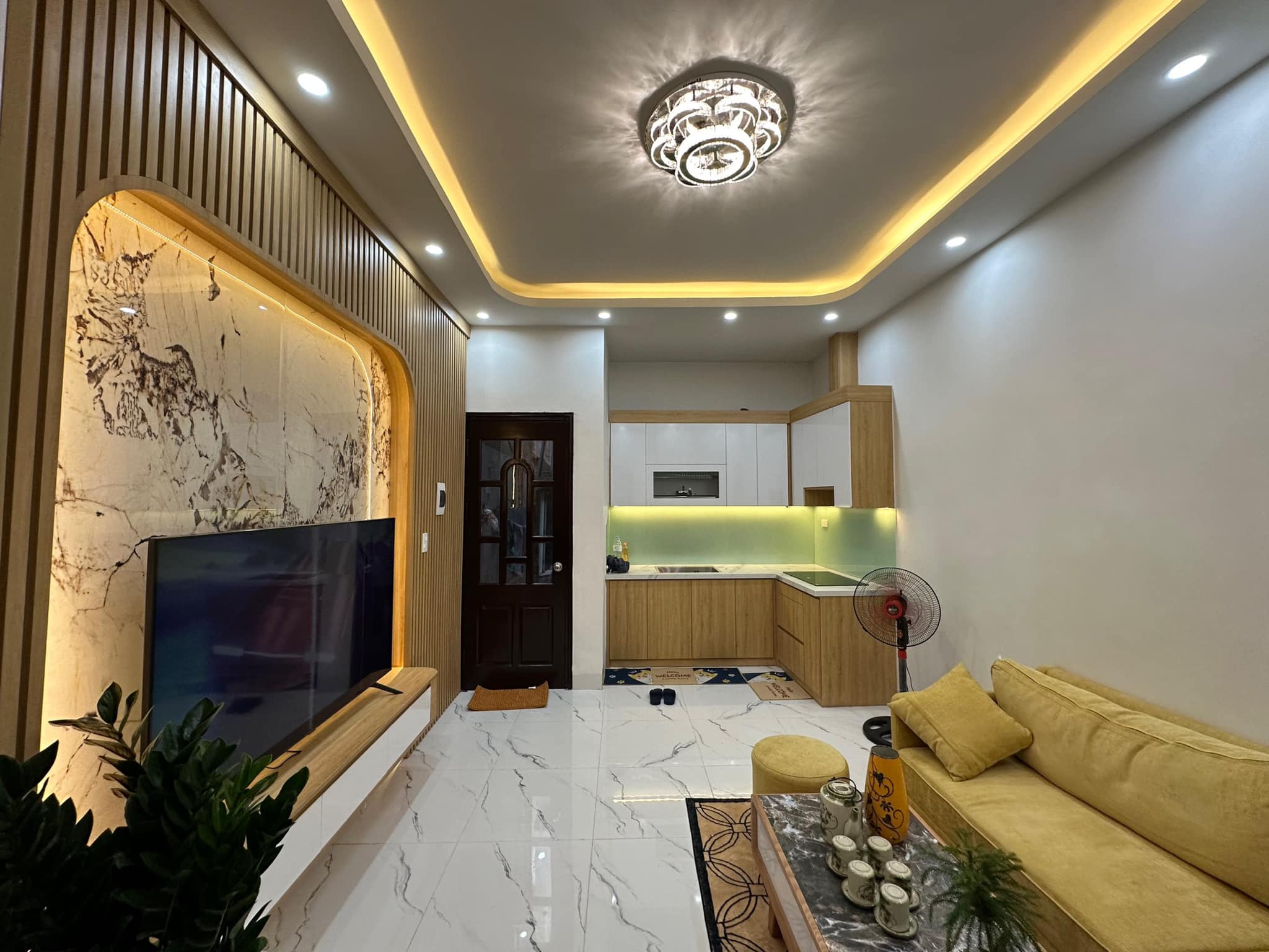 Bán nhà Lò Đúc Hai Bà Trưng sát phố Giá 4.3 tỷ +DT: 30m2