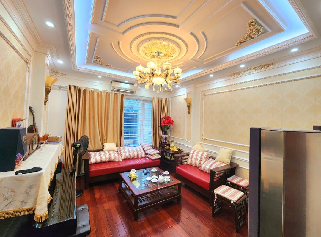 BÁN NHÀ TÂY SƠN, ĐỐNG ĐA, LÔ GÓC, GẦN PHỐ, 55M2 5T MT4.6M, GIÁ 6.2 TỶ.