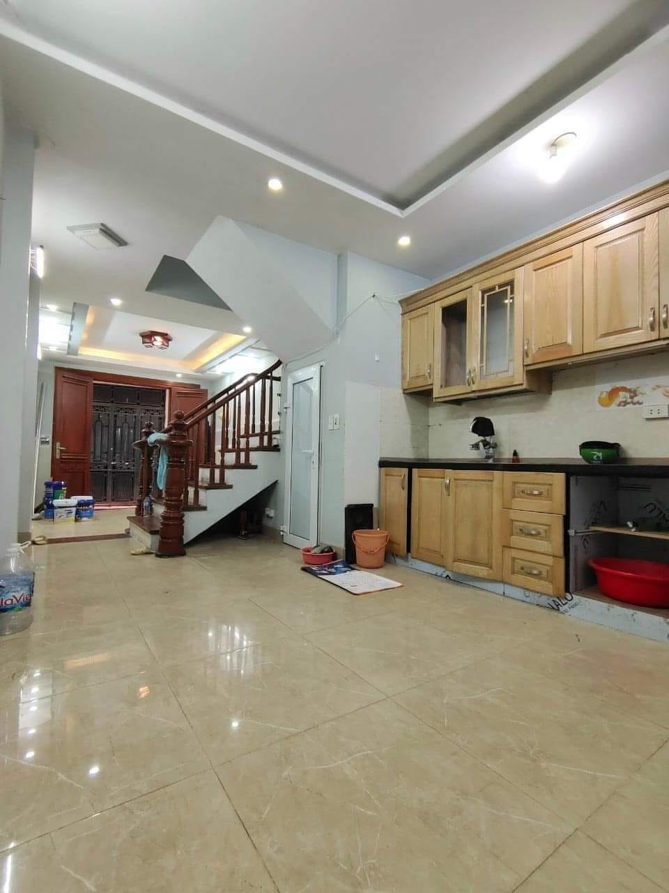 Bán nhà Đình Quán, Cầu Diễn 34m2, 4 tầng sổ vuông đẹp gần Ô tô chỉ 3.3 tỷ.