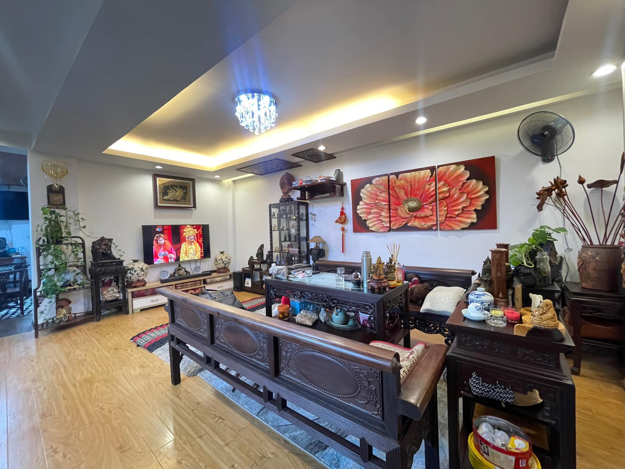 Tập thể Nguyễn Khắc Cần, 55m2, 3.8tỷ, mới đẹp, đi bộ ra bờ hồ.