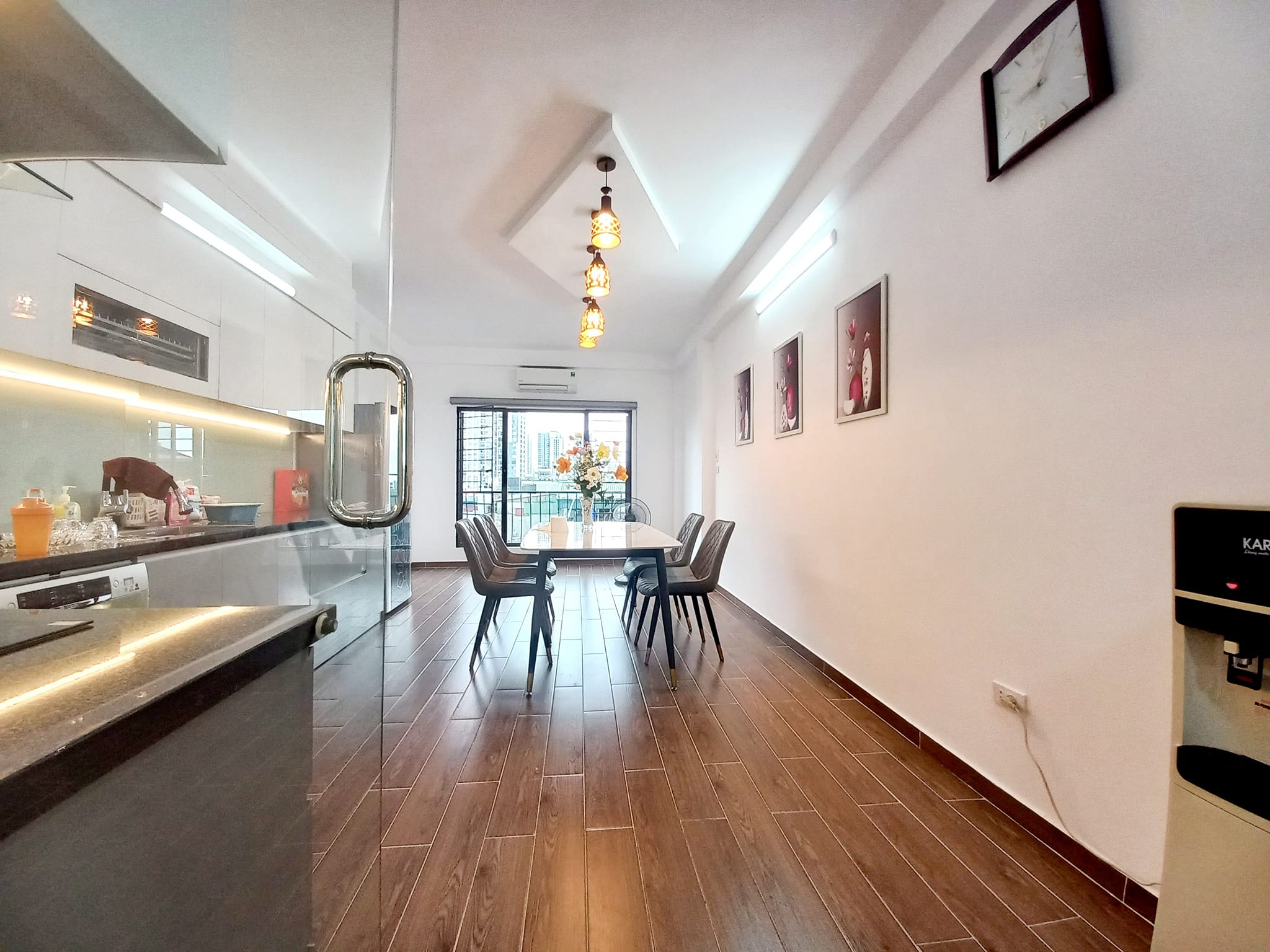 TỨ LIÊN - GARA 7 CHỖ, THANG MÁY, KINH DOANH 11.2 TỶ.