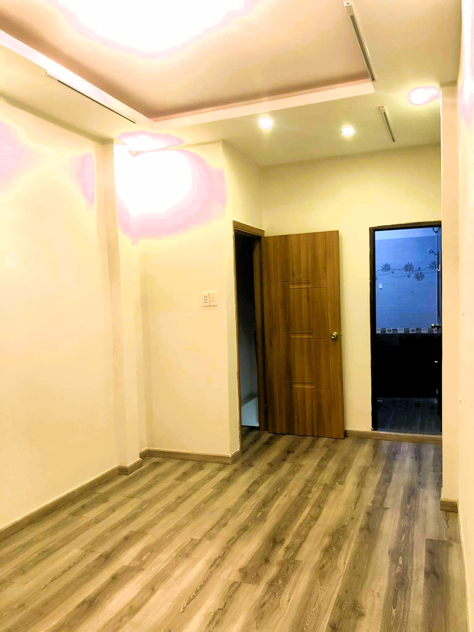 Bán nhà 1T1L 2pn hẻm xe hơi đường 5 Linh Chiểu.