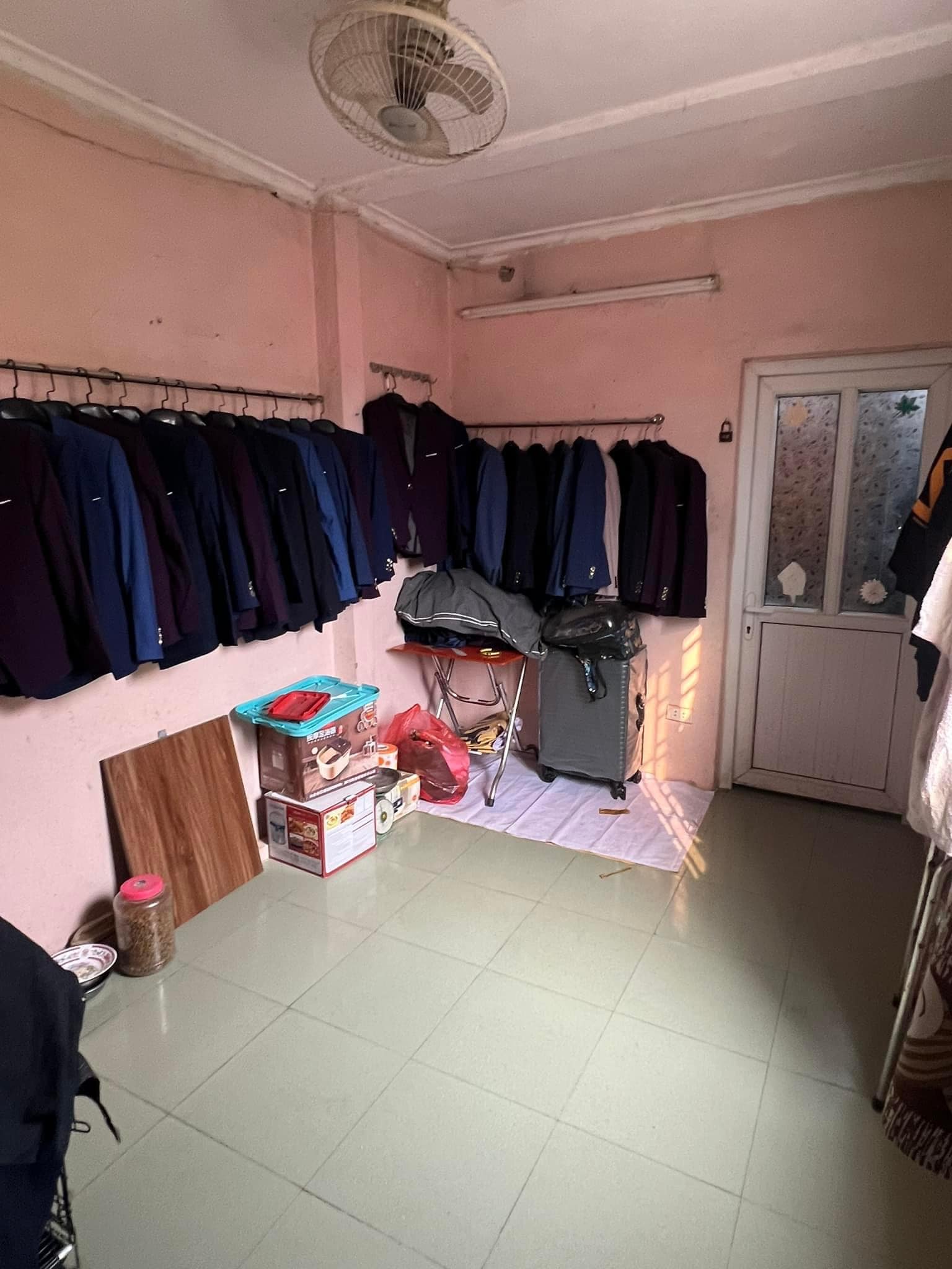 BÁN NHÀ MẶT PHỐ BẠCH MAI 31M2 4 TẦNG – LÔ GÓC - VỈA HÈ – KINH DOANH SẦM UẤT – GIÁ 9.5 TỶ.